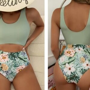 Ladies 1 Piece Swimsuit